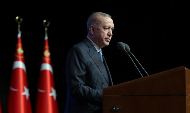 Cumhurbaşkanı Erdoğan: Öğretmenlik Meslek Kanunu'nu çok kısa sürede Meclis'e sunacağız
