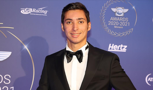 Dünya Superbike şampiyonu Toprak Razgatlıoğlu, ödülünü Monako'da aldı