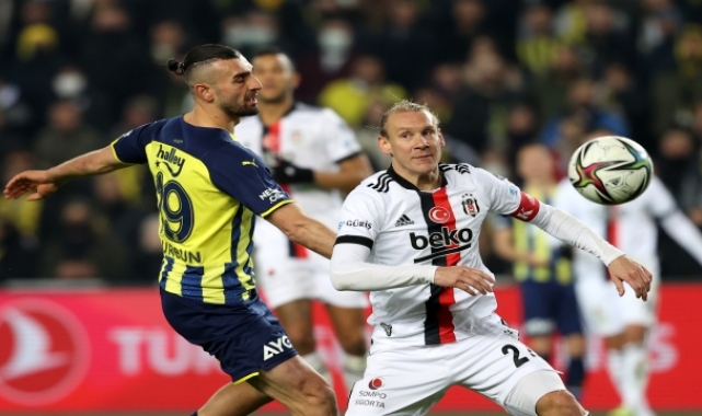 Fenerbahçe ile Beşiktaş 2-2 berabere kaldı
