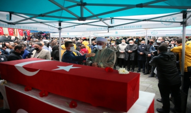 Şehit Piyade Uzman Çavuş Ali Sarı, Balıkesir'de son yolculuğuna uğurlandı