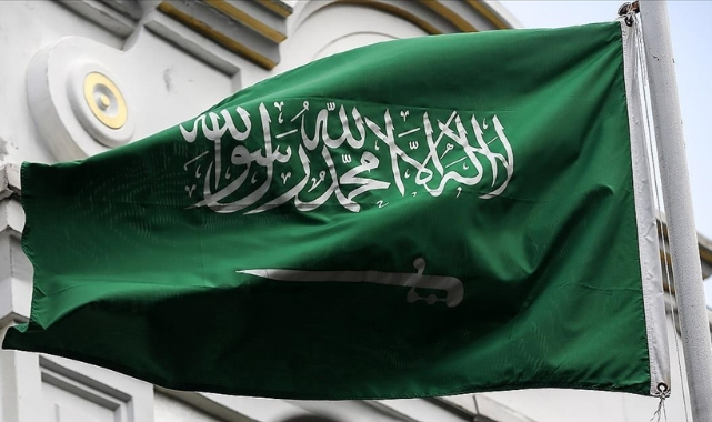 Suudi Arabistan'da ilk kez Omicron varyantı tespit edildi