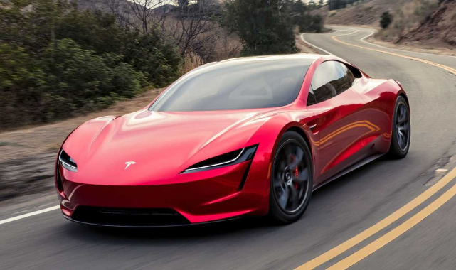 Tesla'dan kaza riskine karşı yeni bir düzenleme