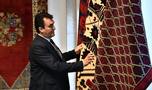 Yağcıbedir halıları Bursa’da sergileniyor