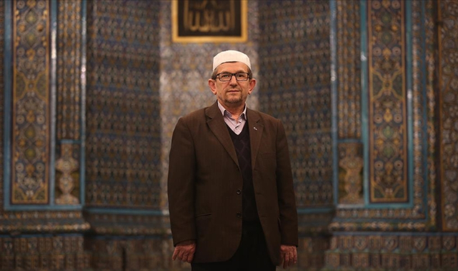 Ziyaretçilere makamlarıyla okuduğu ezanla tanınan Bursalı müezzin hayatını kaybetti