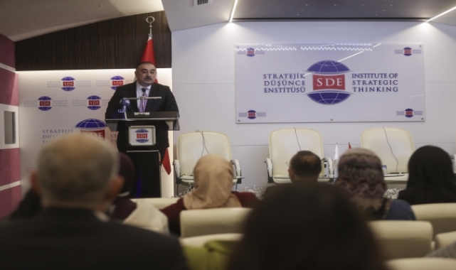 Azerbaycan Büyükelçisi Mammadov, Stratejik Düşünce Enstitüsünde konuştu: