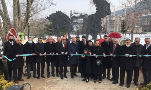 Bursa'da Dr. Sadık Ahmet Anıt açılışı ve 29 Ocak Milli Direniş Günü anma programı gerçekleşti