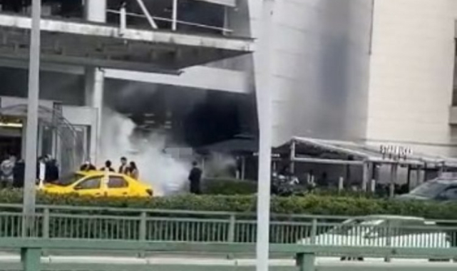 Bursa Korupark AVM'de panik yaşandı