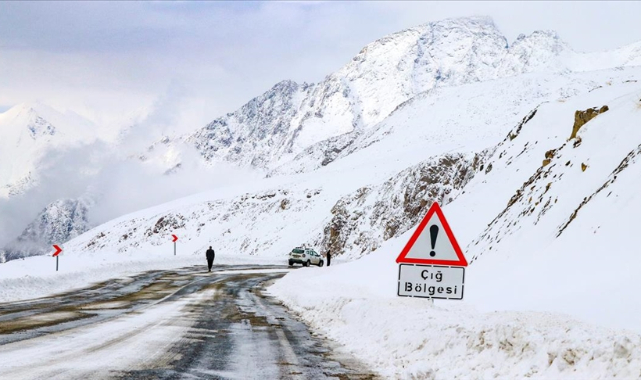 Doğu'da 4 il için çığ uyarısı yapıldı