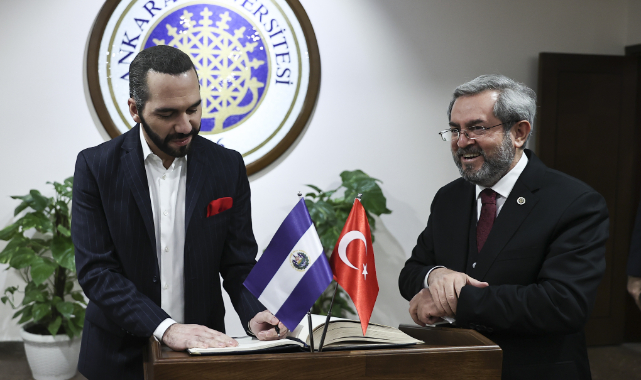 El Salvador Cumhurbaşkanı Bukele'ye Dostluk Payesi Beratı verildi: