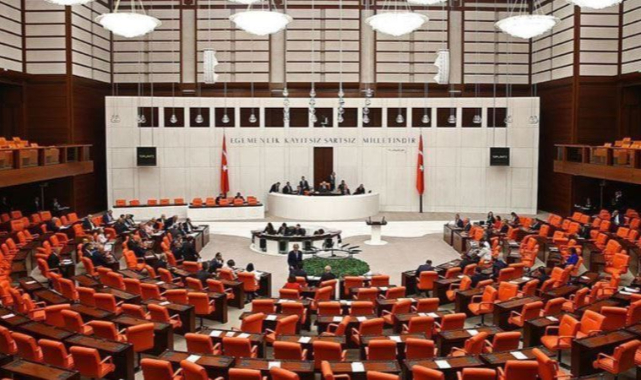 Emekli maaşlarının asgari ücret seviyesine çıkartılması teklifine ret