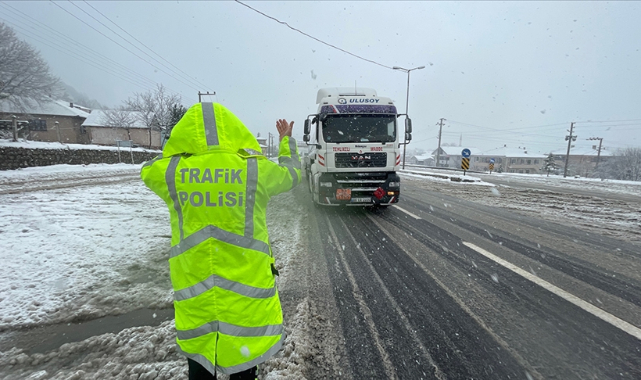 Emniyetten hava muhalefeti nedeniyle yolda kalan ağır taşıtlara ilişkin yeni karar