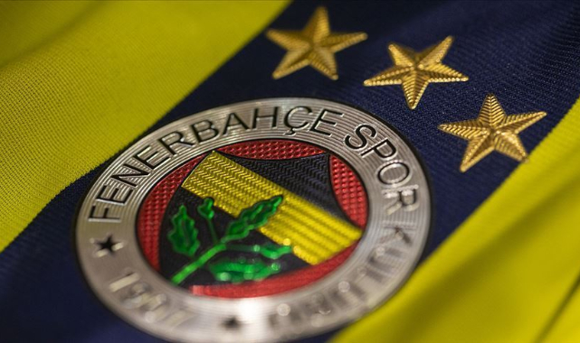 Fenerbahçe'de dört oyuncu koronavirüse yakalandı! Mesut Özil...