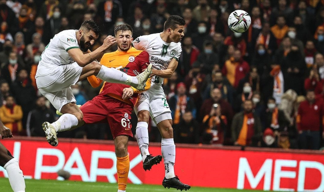 Galatasaray sezonun ikinci yarısına Giresunspor yenilgisiyle başladı