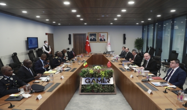 İçişleri Bakanı Soylu, Senegal İçişleri Bakanı Diome ile görüştü