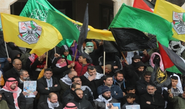 İsrail güçleri açlık grevindeki Filistinli tutukluya destek gösterisine müdahale etti