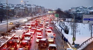 İstanbul'da otogarlardan çıkışlar yarına kadar durduruldu