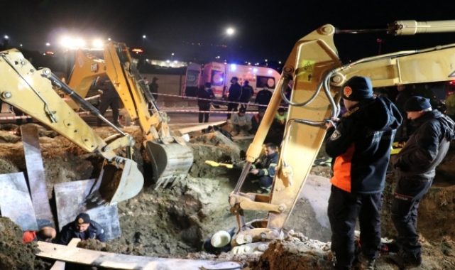 Manisa'da toprak altında kalan işçi öldü