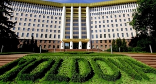 Moldova Parlamentosu ülkedeki doğal gaz krizi nedeniyle olağanüstü hal kararı aldı