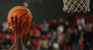 Pınar Karşıyaka play-in son maçında Lenovo Tenerife'ye konuk olacak