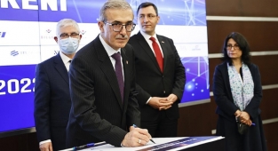 Savunma sanayisinde 13 Ar-Ge projesi için imzalar atıldı