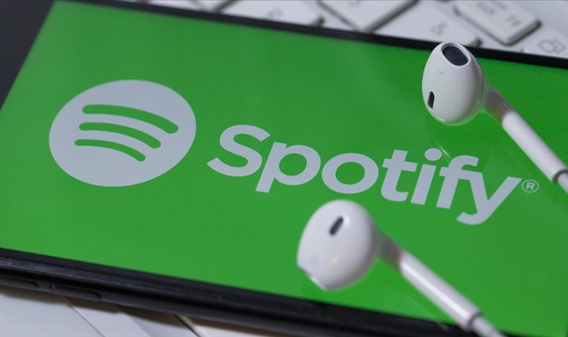 Spotify, Kovid-19’un tartışıldığı yayınlara tavsiye uyarısı koyacak