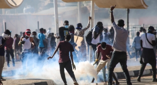 Sudan'da askeri yönetim karşıtı protestolar sürüyor