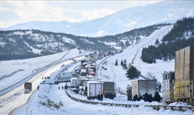 TAG Otoyolu'nda ulaşım kontrollü şekilde başladı
