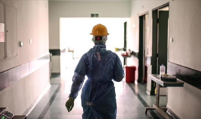 Türkiye'de son 24 saatte Kovid-19 vaka sayısı 50 bini aştı