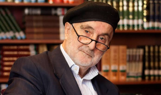 Yazar Hekimoğlu İsmail vefat etti