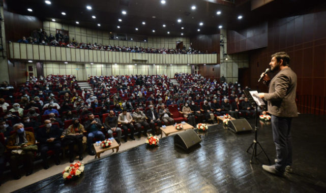 Yıldırım Belediyesi'nden söyleşi tadında şiir gecesi