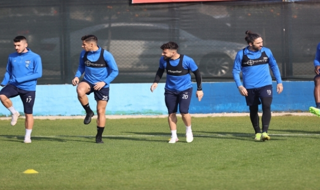 Adana Demirspor, Beşiktaş maçının hazırlıklarını tamamladı