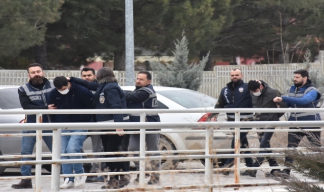 Afyon'da 3 cinayet zanlısı yakalandı