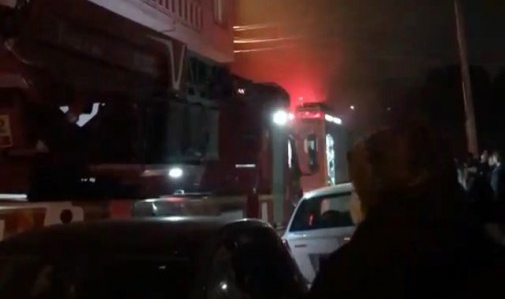 Bursa'da ev alev alev yandı
