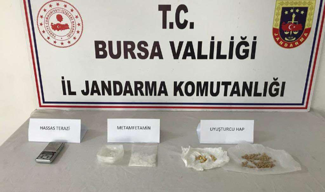Bursa'da jandarmadan uyuşturucu tacirlerine operasyon: 2 tutuklama