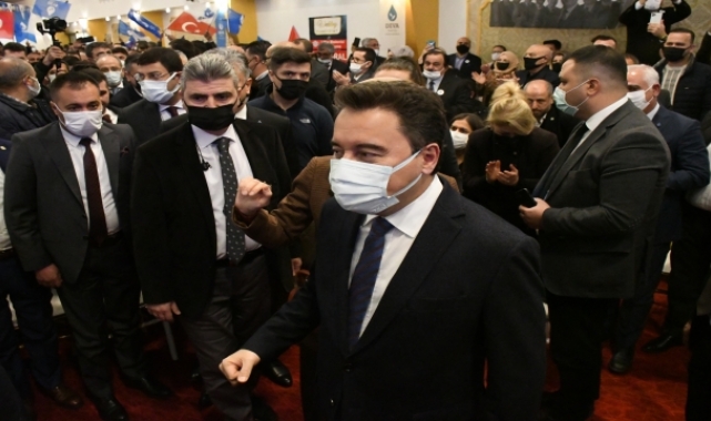 DEVA Partisi Genel Başkanı Babacan, partisinin Adana İl Kongresi'nde konuştu: