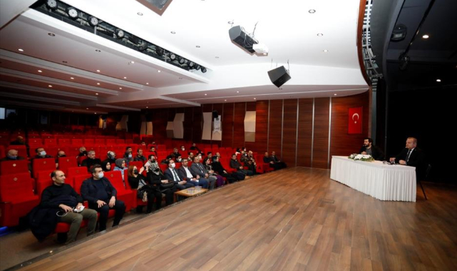 Dünya ve Türkiye ekonomisi İnegöl’de konuşuldu