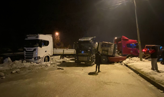 Düzce'de 25 araç zincirleme kaza yaptı
