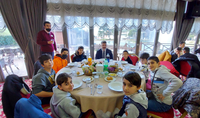 Gençlik, Bursa’da yollarda