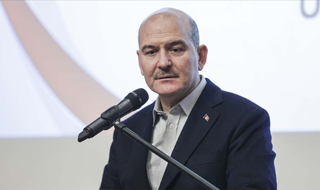 İçişleri Bakanı Soylu'dan Avrupa'ya 'düzensiz göçmen' tepkisi