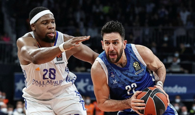 Anadolu Efes, Real Madrid'i son saniyede devirdi!