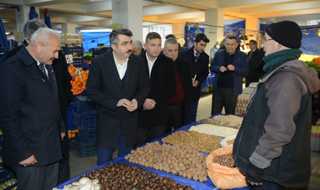 Başkan Yılmaz Sıracevizler pazar esnafı ile buluştu