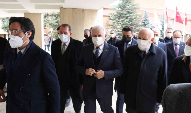 Binalı Yıldırım Eskişehir'de