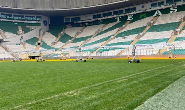 Bursaspor, Timsah Park’ın zemini ile ilgili çalışma başlattı