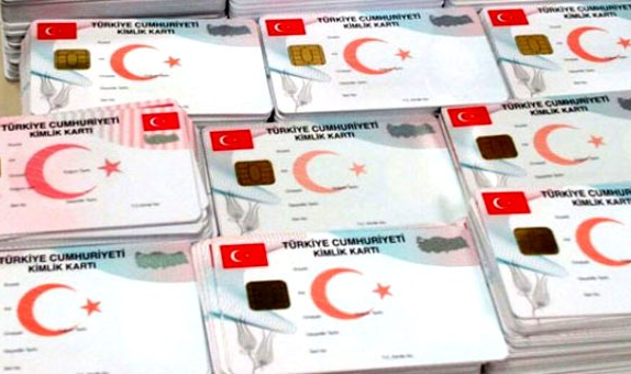 Yeni çipli kimlik kartlarına ehliyet ve meslek kimlik kartlarını tanımlatabilirsiniz