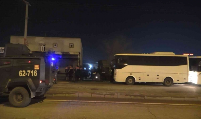 Diyarbakır'da kız kaçırma olayında kan döküldü: 6 yaralı, çok sayıda gözaltı