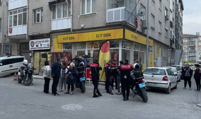 Edirne'de büfeci bıçakla yaralandı