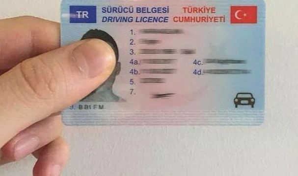 Ehliyetini değiştirmeyene idari para cezası uygulanacak!