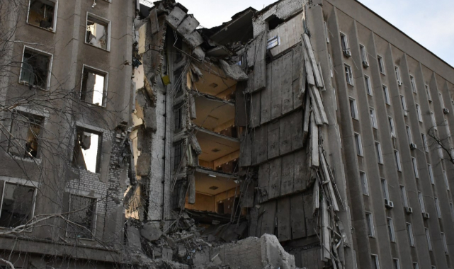 Mikolayiv'de vurulan valilik binasında 7 kişi öldü, 22 kişi yaralandı