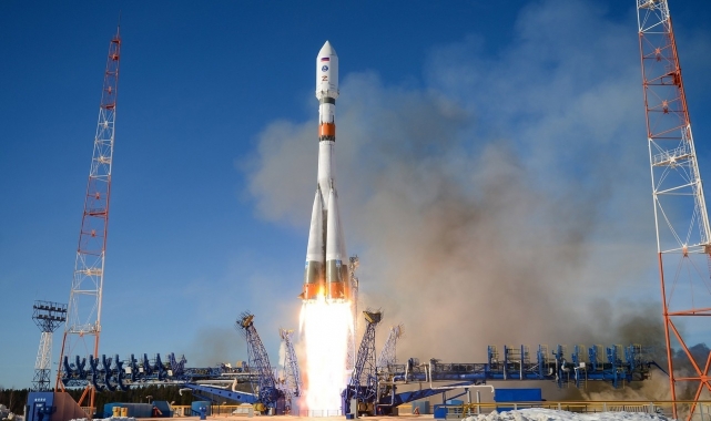 Rusya, üzerinde Z harfi yazan Soyuz roketini uzaya gönderdi