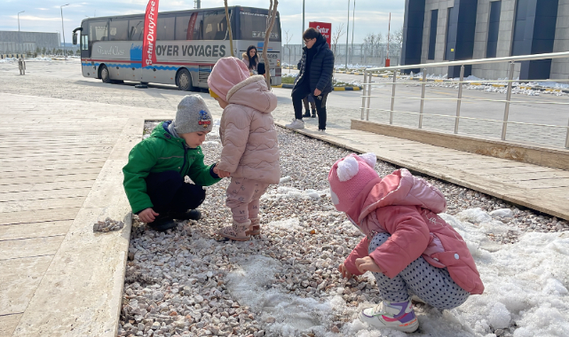 Savaşın göçe zorladığı masum yüzler: Çocuklar